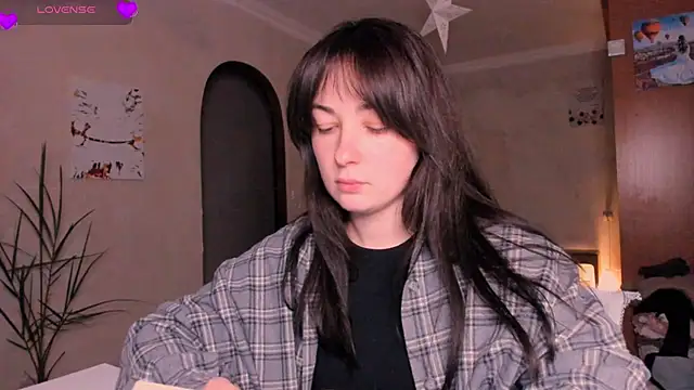 Snapshot of cClandesTina chatting on March 2026 06:25:01 PM cClandesTina online show from March 2026 06:25:01 PM