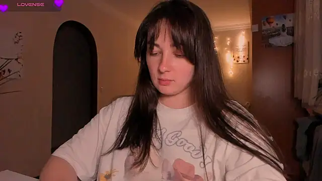 Snapshot of cClandesTina chatting on April 2026 10:25:02 PM cClandesTina online show from April 2026 10:25:02 PM