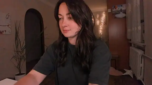 Snapshot of cClandesTina chatting on June 2026 08:22:01 PM cClandesTina online show from June 2026 08:22:01 PM