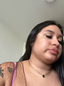 Snapshot of Pretty_Isadora chatting on December 2025 07:53:02 PM Pretty Isadora online show from December 2025 07:53:02 PM