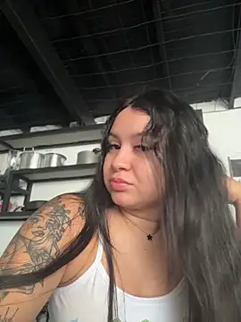 Snapshot of Pretty_Isadora chatting on June 2026 02:55:01 PM Pretty Isadora online show from June 2026 02:55:01 PM