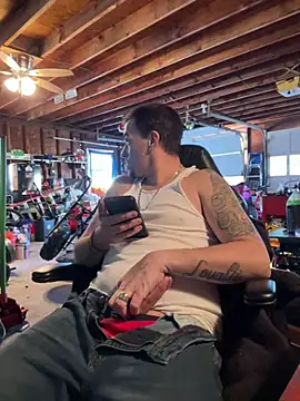 Snapshot of joeycbigcock chatting on December 2024 07:59:02 PM joeycbigcock online show from December 2024 07:59:02 PM