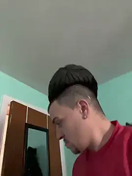 Snapshot of joeycbigcock chatting on December 2024 04:00:02 PM joeycbigcock online show from December 2024 04:00:02 PM