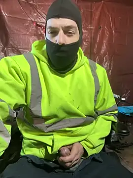 Snapshot of joeycbigcock chatting on January 2025 05:48:01 PM joeycbigcock online show from January 2025 05:48:01 PM