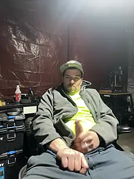 Snapshot of joeycbigcock chatting on March 2025 07:59:02 PM joeycbigcock online show from March 2025 07:59:02 PM