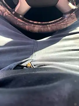 joeycbigcock online show from March 2026 07:28:02 PM