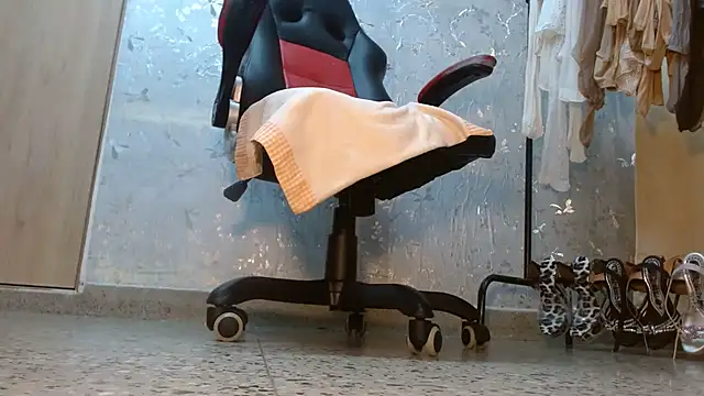 Samantabrown  online show from January 2026 11:34:02 AM