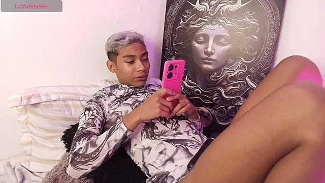 alejo cute online show from January 2025 10:27:01 PM