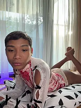 alejo cute online show from April 2026 04:33:01 PM