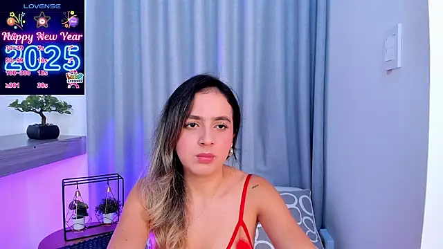 Snapshot of Lucyortiz_ chatting on January 2025 03:52:01 PM Lucyortiz online show from January 2025 03:52:01 PM