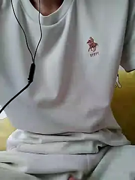 YAY-1 online show from January 2025 03:29:01 AM