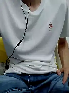 YAY-1 online show from January 2025 11:45:02 AM