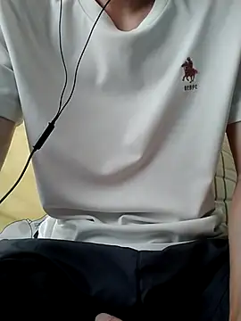 YAY-1 online show from February 2025 03:01:02 AM