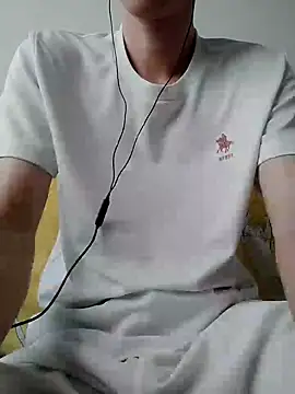 YAY-1 online show from February 2025 02:10:02 AM