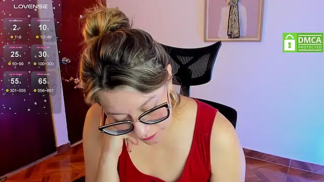 Snapshot of Chanelll_Taylorr_ chatting on February 2025 03:52:01 PM Chanelll Taylorr online show from February 2025 03:52:01 PM