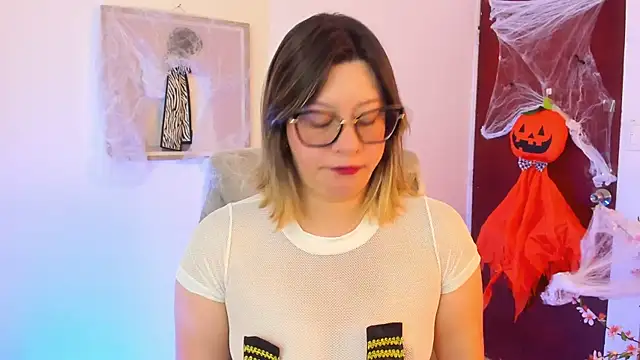 Snapshot of Chanelll_Taylorr_ chatting on October 2025 12:59:02 PM Chanelll Taylorr online show from October 2025 12:59:02 PM