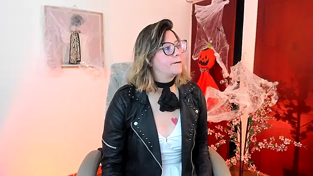 Snapshot of Chanelll_Taylorr_ chatting on October 2025 12:58:01 PM Chanelll Taylorr online show from October 2025 12:58:01 PM