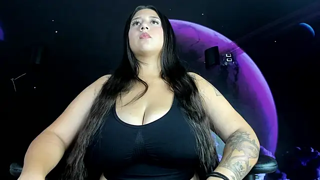 Snapshot of Lau_Beauty chatting on January 2025 10:39:01 PM Lau Beauty online show from January 2025 10:39:01 PM