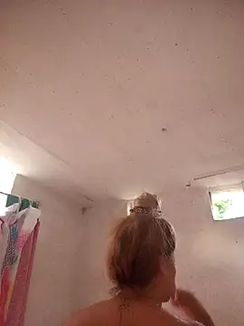 natally ross21 online show from November 2025 11:10:01 AM