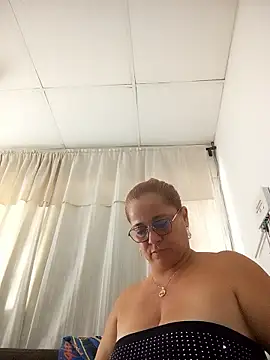 natally ross21 online show from January 2026 01:57:02 PM