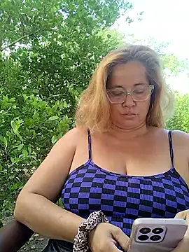 natally ross21 online show from April 2026 02:10:02 PM