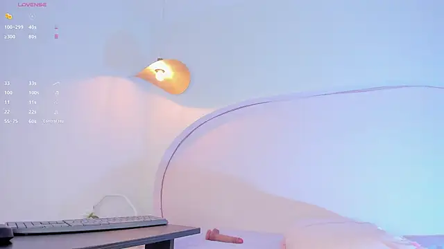 Snapshot of katiepeach_ chatting on March 2025 04:14:01 PM katiepeach online show from March 2025 04:14:01 PM