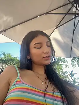 Snapshot of loly-yandere chatting on January 2025 08:19:02 PM loly-yandere online show from January 2025 08:19:02 PM