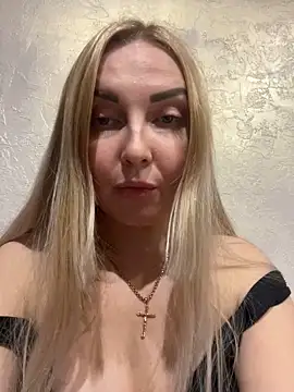 Snapshot of Aleksandrakis chatting on January 2025 08:49:02 PM Aleksandrakis online show from January 2025 08:49:02 PM