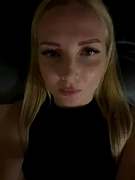 Snapshot of Aleksandrakis chatting on September 2025 01:22:02 PM Aleksandrakis online show from September 2025 01:22:02 PM