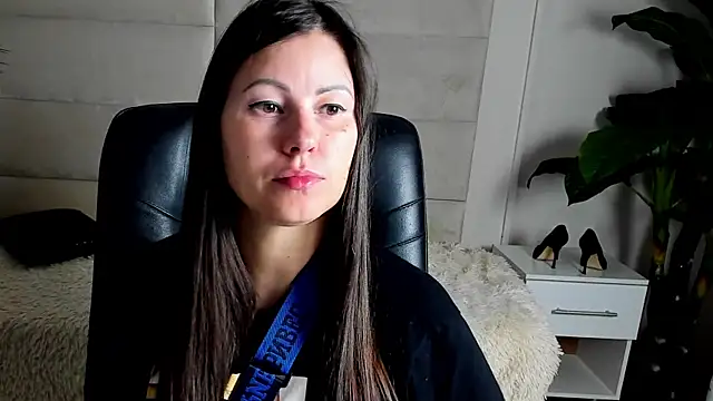 Dana  dom online show from October 2025 01:46:01 AM