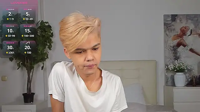 Snapshot of Felix_Rey chatting on February 2025 03:52:01 PM Felix Rey online show from February 2025 03:52:01 PM