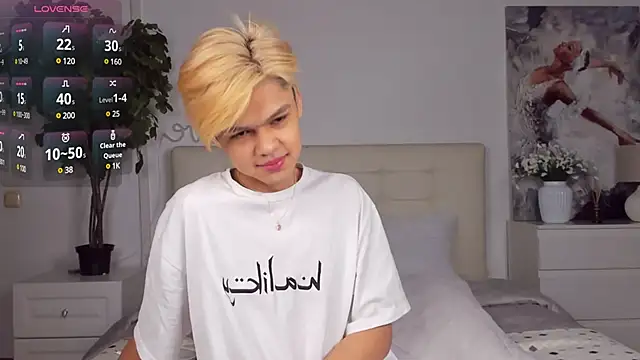 Snapshot of Felix_Rey chatting on February 2025 04:19:02 PM Felix Rey online show from February 2025 04:19:02 PM