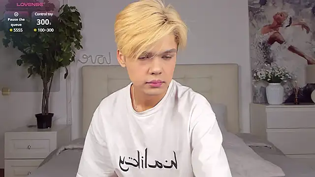 Snapshot of Felix_Rey chatting on February 2025 04:10:02 PM Felix Rey online show from February 2025 04:10:02 PM