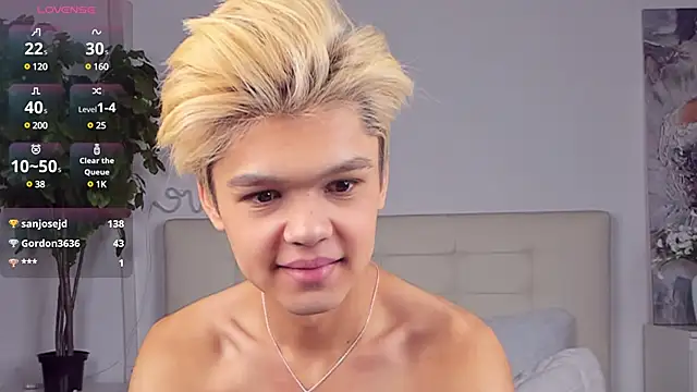 Snapshot of Felix_Rey chatting on March 2025 08:16:01 PM Felix Rey online show from March 2025 08:16:01 PM