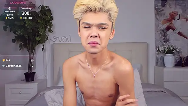 Snapshot of Felix_Rey chatting on March 2025 07:06:02 PM Felix Rey online show from March 2025 07:06:02 PM