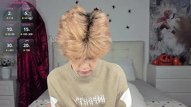 Snapshot of Felix_Rey chatting on October 2025 04:07:02 PM Felix Rey online show from October 2025 04:07:02 PM