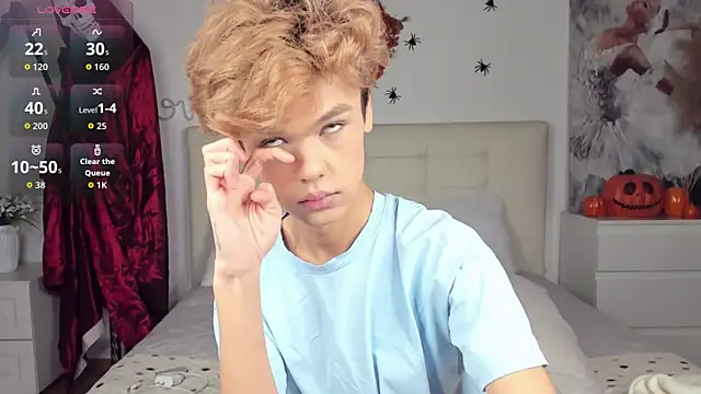 Snapshot of Felix_Rey chatting on October 2025 05:24:02 PM Felix Rey online show from October 2025 05:24:02 PM