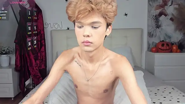 Snapshot of Felix_Rey chatting on October 2025 04:39:01 PM Felix Rey online show from October 2025 04:39:01 PM