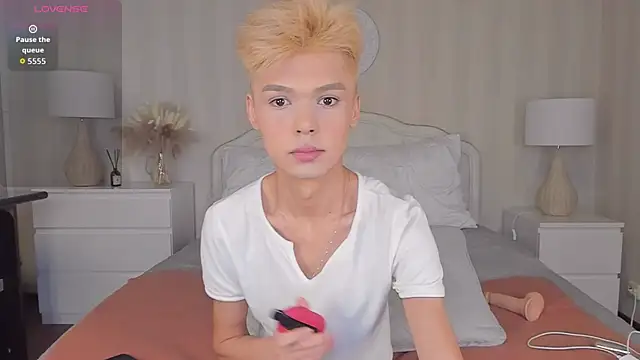 Snapshot of Felix_Rey chatting on November 2025 05:24:01 PM Felix Rey online show from November 2025 05:24:01 PM