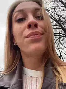 Snapshot of Sweet___Emily chatting on March 2025 01:12:01 PM Sweet   Emily online show from March 2025 01:12:01 PM