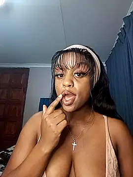 Queen-Chocolate online show from October 2025 02:28:01 AM