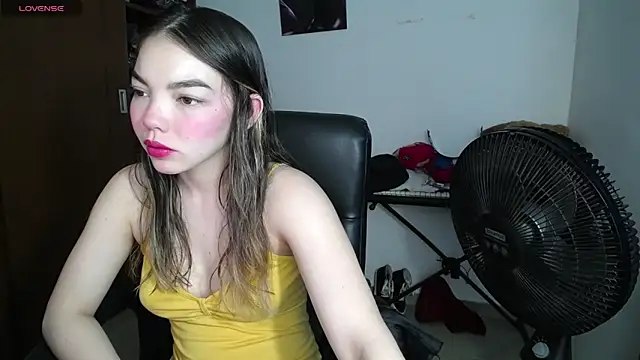 venelope1 online show from February 2025 10:43:01 PM