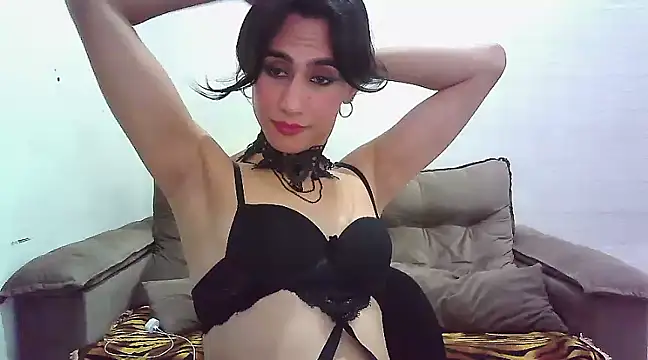 Snapshot of TheAnngell chatting on December 2024 03:30:01 AM TheAnngell online show from December 2024 03:30:01 AM