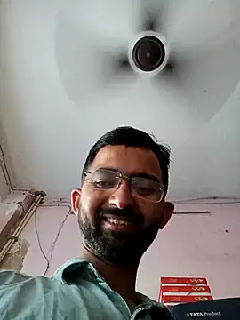 sagarghai07 online show from April 2026 09:57:02 AM