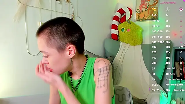 PamelaYong online show from January 2025 01:37:02 PM