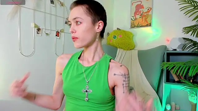 PamelaYong online show from February 2025 01:41:01 PM