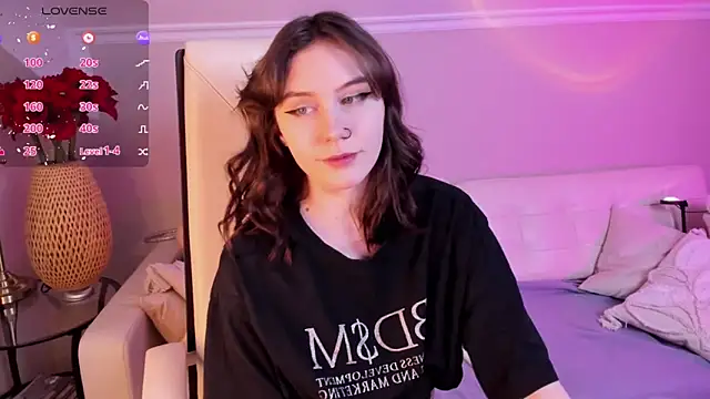 Snapshot of UnaMedison chatting on December 2024 01:22:01 PM UnaMedison online show from December 2024 01:22:01 PM