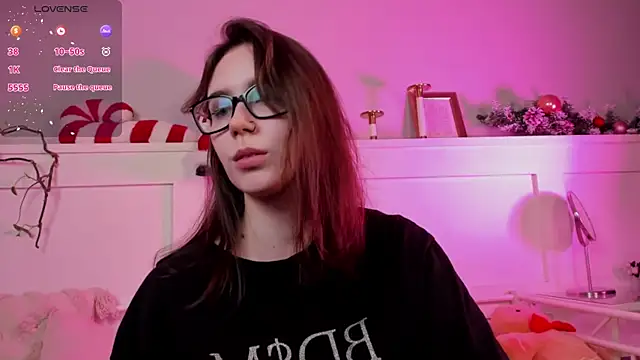 Snapshot of UnaMedison chatting on December 2024 01:17:02 PM UnaMedison online show from December 2024 01:17:02 PM