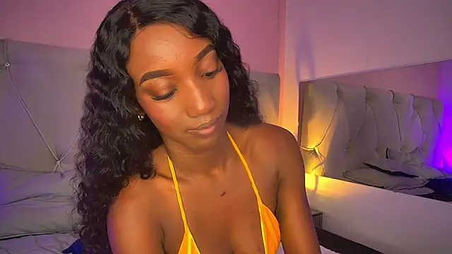 FiorelaLenin online show from April 2026 04:44:02 PM