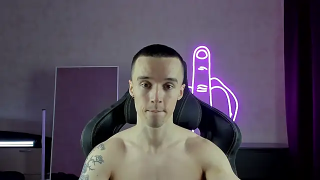 MasonWarholl online show from December 2024 09:06:01 PM